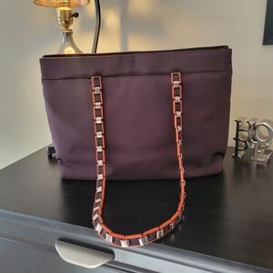 Elegant Salvatore Ferragamo Tote Bag with Chain Strap